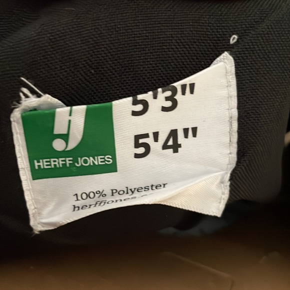 👩🏻‍🎓 Cap and gown 🎓 - Picture 2 of 9